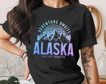 Alaska The Last Frontier Unisex T-Shirt Adventure Mountain Distressed Gradient Graphic Print