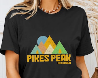 Pikes Peak Shirt Colorado Rocky Mountains Tshirt Vintage Hiking Mountaineer Mountain Climbing Nature Lover Gifts T-Shirt