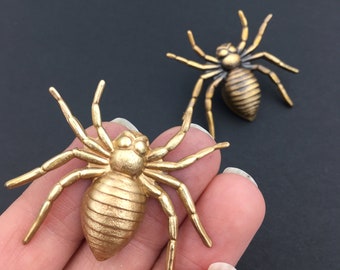 Spider Pin, Bug Pin, Spider Jewelry, Spider Jewellery, Spider Brooch, Gothic Jewelry, Halloween Brooch, Halloween Pin, Insect Pin