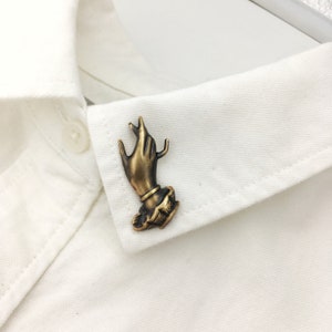 Victorian Hand Jewelry Brooch, Hand Pin, Victorian Jewelry, Victorian Jewellery, Victorian Pin, Hand Brooch, Victorian Hands, Antique Hand