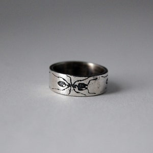 Handmade Sterling Silver Eternity Ant Ring – Insect Jewelry, Entomology Gift, Bug Ring for Nature Lovers, Geeky Jewelry, Ant Lover Gift