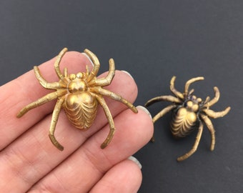 Spider Pin, Bug Pin, Spider Jewelry, Spider Jewellery, Spider Brooch, Gothic Jewelry, Halloween Brooch, Halloween Pin, Insect Pin