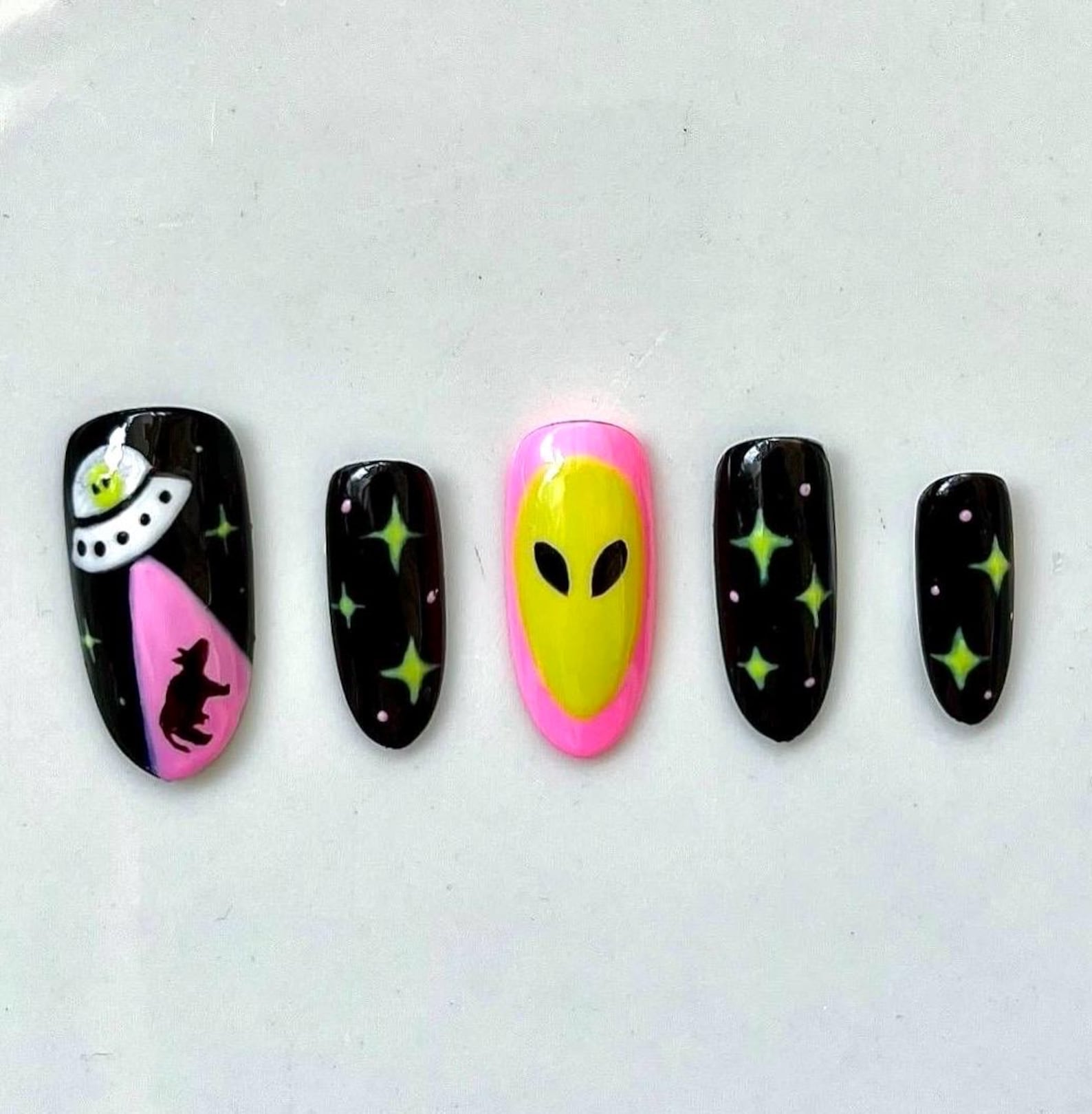 Alien UFO Press on Nails - Etsy