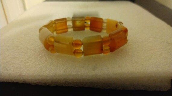 Orange agate stretch bracelet - image 3