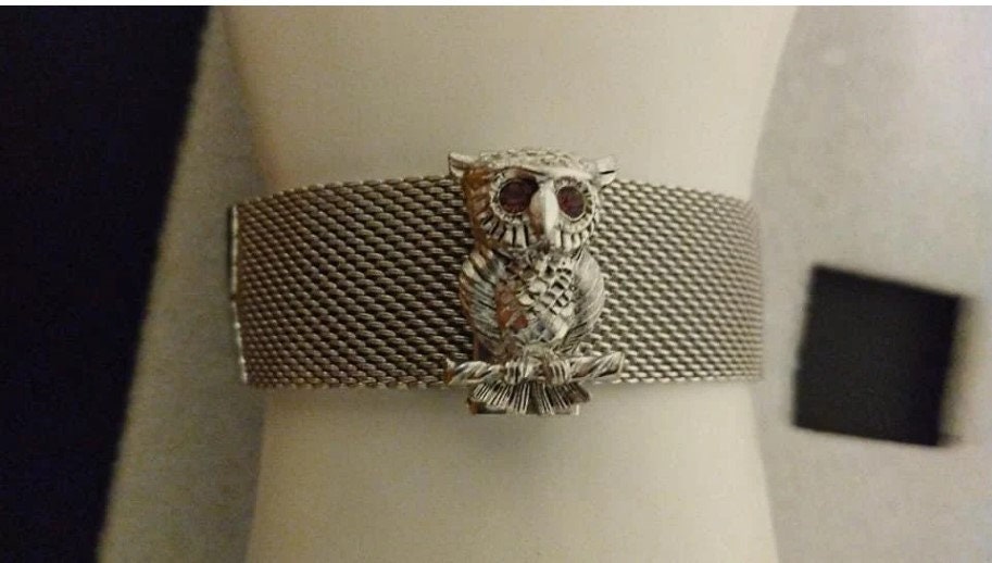 Sarah Coventry 1972 "Nocturne" silver-tone adjustable owl bracelet