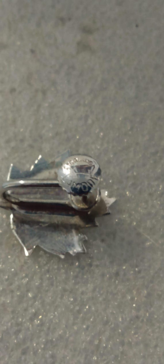 La Mode sterling silver maple leaf screwback earr… - image 4