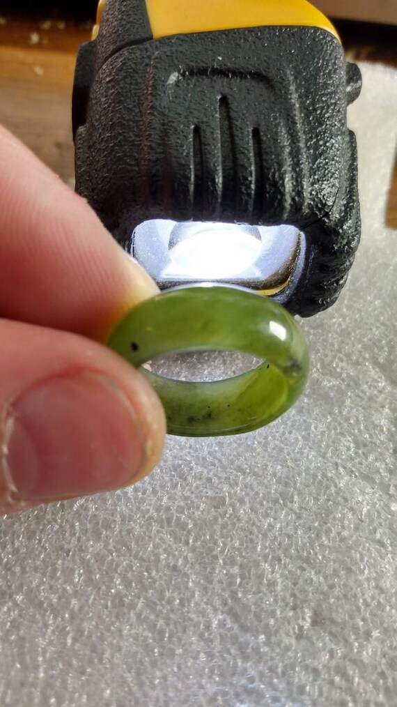 US size 6.75 solid green jade ring - image 7