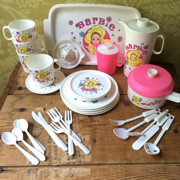 SALE Vintage 1980s Barbie Cook & Serve Play Set, Collectible, Chilton Globe Toys, Mattel