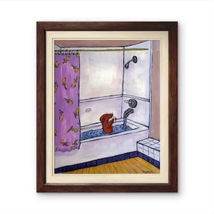 Lámina de perro salchicha bañándose / Divertido arte de pared para el baño con perros, póster de un lindo perro salchicha bañándose en la bañera, lienzo de animales o decoración fotográfica mate