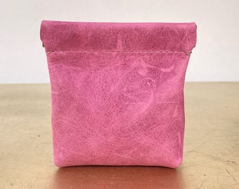 Coin Purse with Squeeze Frame in Pink Leather