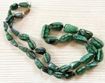 Vintage green striped satin glass necklace