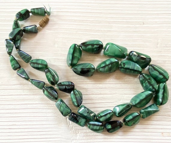 Vintage green striped satin glass necklace - image 1