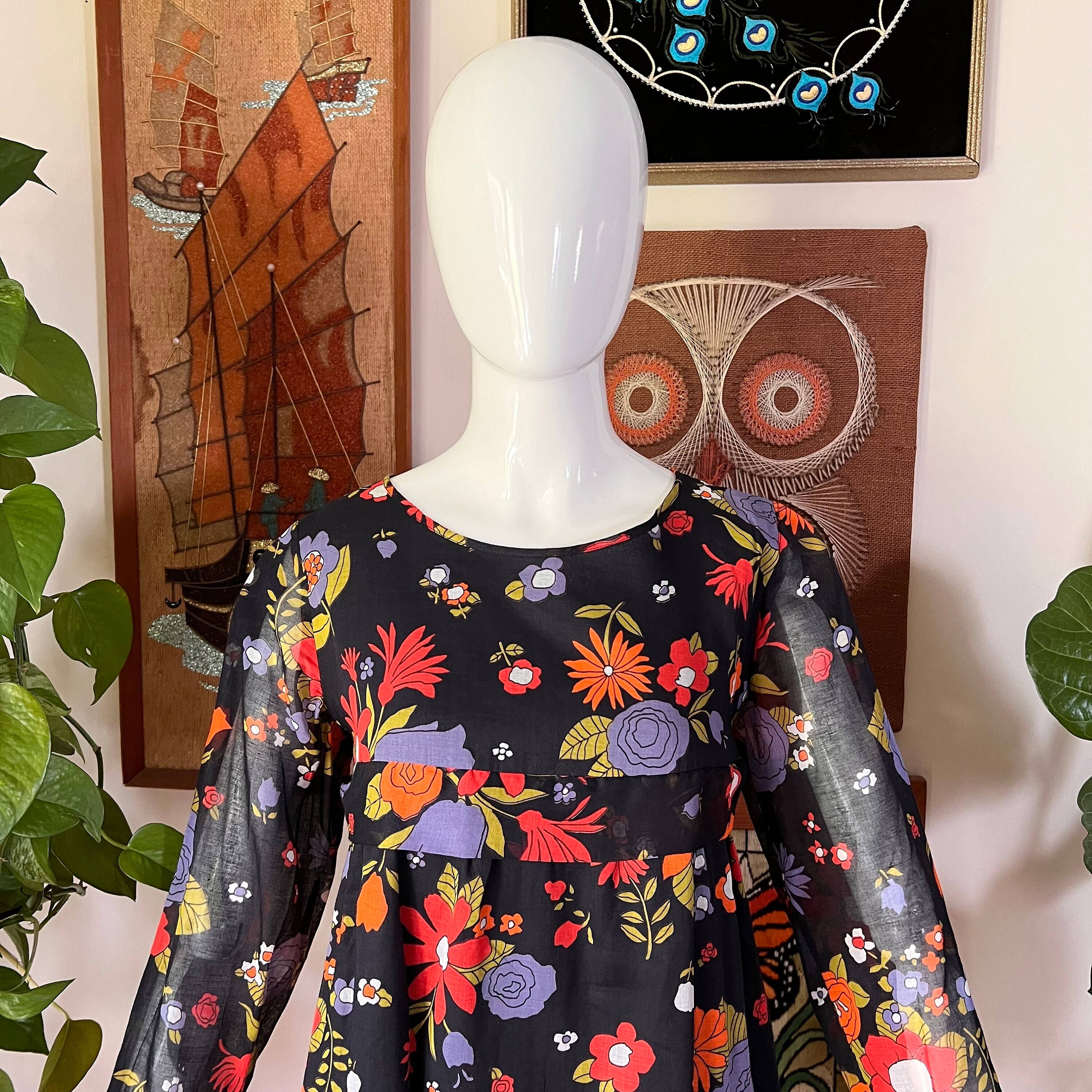 60s Vintage VICTOR BIJOU for Lord & Taylor MOD Black Floral