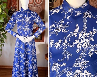 70s Vintage Blue and White Floral Mock Neck Empire Waist Maxi Dress, XS