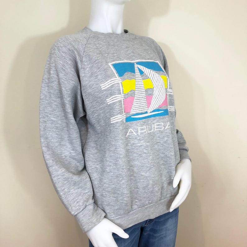 Size Large to XL 80s Aruba Sailboat Gray Heather Sweatshirt