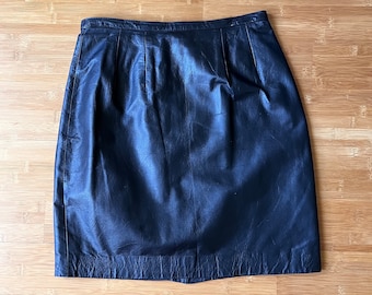 80s 90s Vintage MATTER of DEGREES Black Leather Mini Skirt Size XS 26" Waist