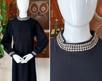 60s Vintage BEELINE FASHIONS Mod Black and White Mock Neck Long Sleeve Shift Dress Size Medium