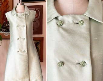 60 Vintage TOWN and COUNTRY Clothes Pastel Green Silk Shantung Shift Cocktail Dress with Green Rhinestone Buttons Size Small to Medium