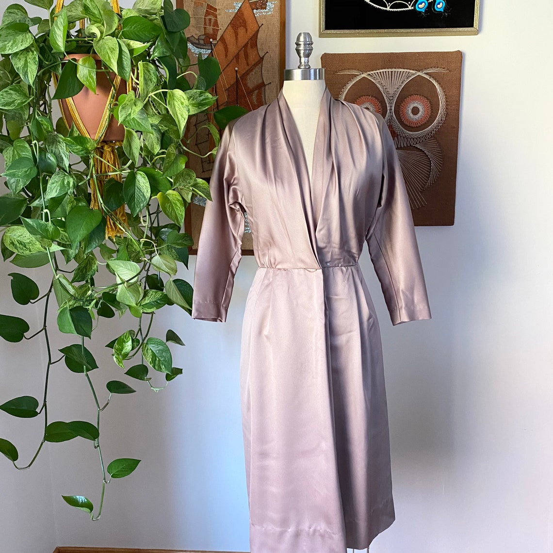 70s Does 50s Vintage AYRES by E. EYSEN Taupe Satin Wrap Dress | Etsy