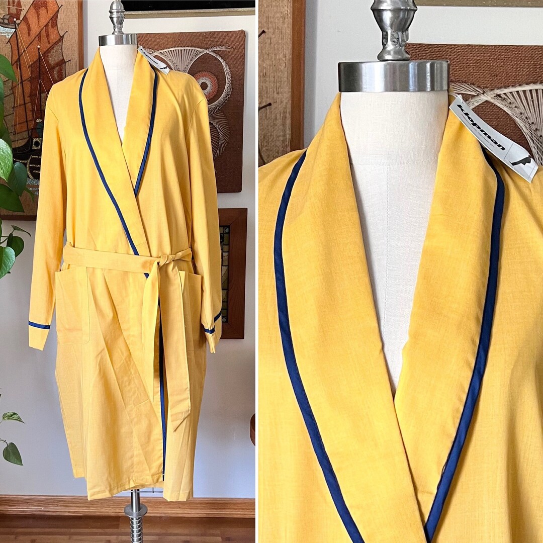 70s Vintage MEDALLION NWT Yellow and Navy Blue Men's Robe Etsy