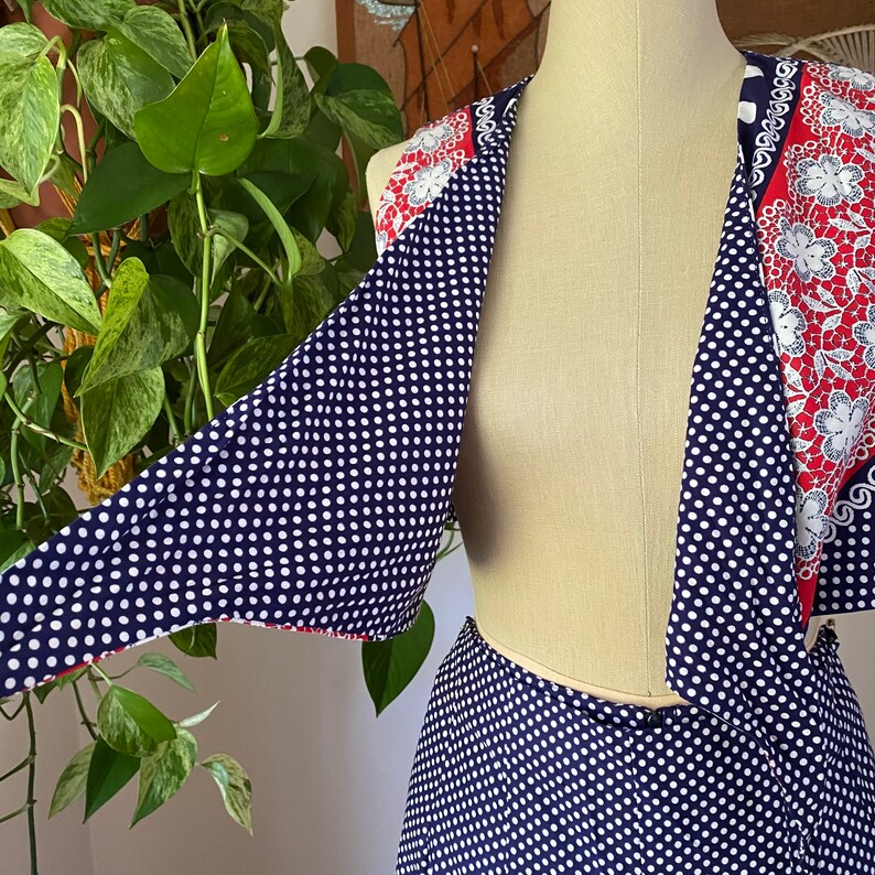 70s Vintage JR'S. by LOUNGE CRAFT Navy and Red Polka Dot Floral Print Crop Top and Palazzo Pants, Beach Pajamas, Size Small image 5