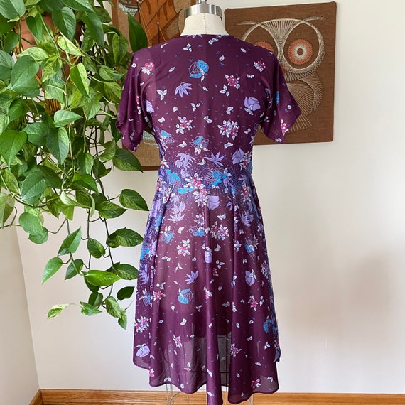 70s Vintage Purple Floral Short Sleeve Fit and Fl… - image 9