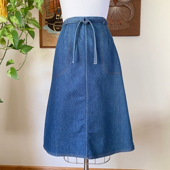 70s Vintage Denim A-line Wrap Skirt, Size Small to