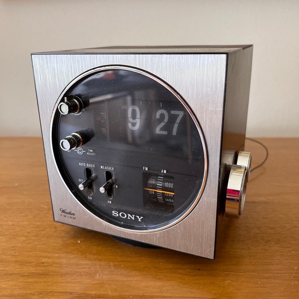 70s Vintage SONY Model TFM-C450W Flip Alarm Clock MCM Style