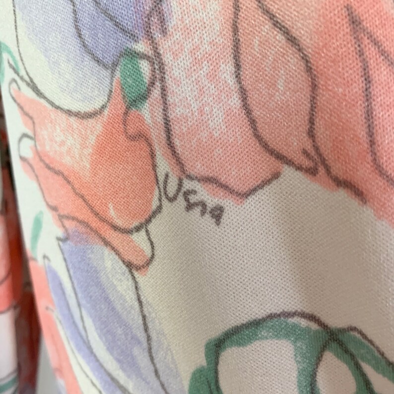 70s VERA NEUMANN White Pastel Floral Long Sleeve Top Size Medium to Large