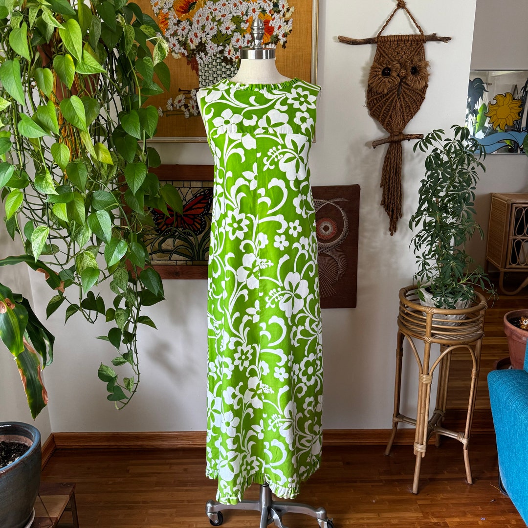 Katy's Vintage Hawaiian Dress in Green main image 0