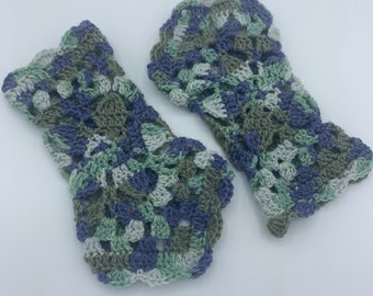 Green Crocheted Cuffs - Fingerless Gloves - Wrist Warmers - Hand Crocheted