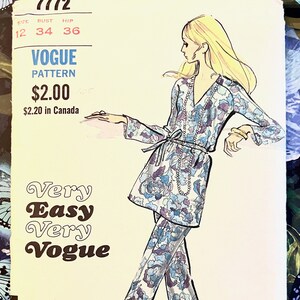 Vintage 1970&#39;s Women&#39;s Tunic Top and Pants Sewing Pattern - Vogue 7772 - Size 12 (Bust 34) - Uncut
