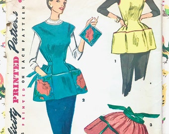 Simplicity 4492 - Vintage 1950's Women's Cobbler Apron and Potholder Sewing Pattern - Size Small (Bust 30-32) - Includes Transfer