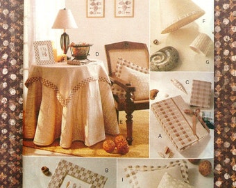 Woven Ribbon Accessories Pattern - Lampshades, Tablecloth, and Pillows - Vogue 9115