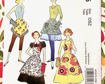 Women's Retro Aprons and Oven Mitt Sewing Pattern - McCall's 5825 - All Sizes - Uncut, FF - Four Variations, Bib, Pockets