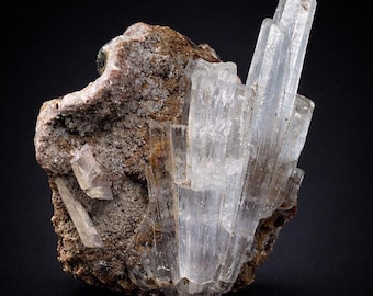 Aragonite Crystal Cluster, Hexagonal Translucent Gemstone, Brilliant Mineral Specimen for Geology