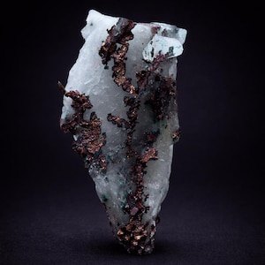 native copper wiht calcite – Rare Metallic Crystal, Unique crystal, Mineral specimen, Ahouli, Midelt, Morocco.