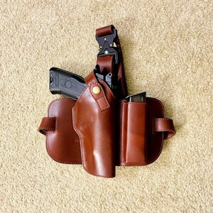 Leather Thigh Holster: Tactical 9mm 1911 Drop Leg Gun holster image 13