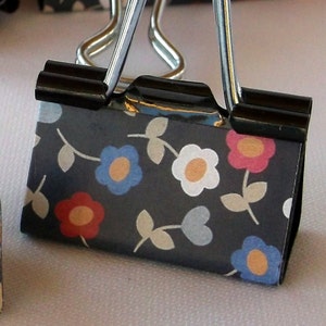Binder Clip Handbag: Office Product-Inspired Tote Purse - WebUrbanist