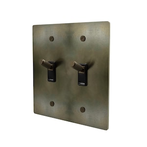 Bronze Brass Toggle Light Switch – Antique Wall Plate with Knurled Switch and Matching Screws