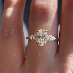 2CT Oval Cut Moissanite Ring,18KT Gold Ring, Wedding Ring, Anniversary Ring , Art Deco Engagement Ring, Ring For Her, Gift for Her