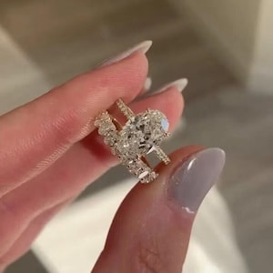 3.5 Carat Oval Cut Moissanite Engagement Ring Oval Cut Half Eternity Band Perfect Wedding Ring Set For Bridal Gold Ring Set For Anniversary