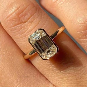 4CT Emerald Cut Moissanite Engagement Ring 14K Gold Ring Bezel Set Wedding Rings Moissanite Bezel Set Solitaire Ring Promise Ring for Women