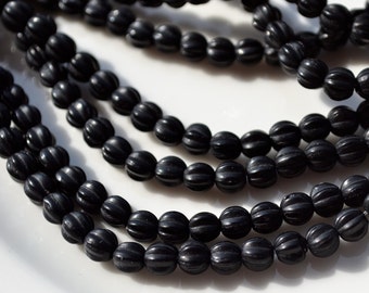 Black Melon 5mm Round czech glass Beads 50