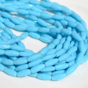 Turquoise Blue Spaghetti Czech Glass Beads 25