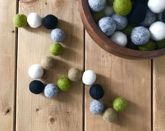 Felt Balls, 100% New Zealand wool, Craft Balls, Felt Ball Garland, 2cm craft balls, Felt Pom Poms, Craft Supply