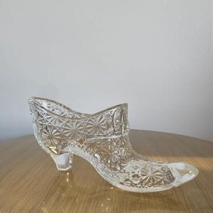 Vintage Fenton Daisy & Button Clear Glass Shoe / Slipper