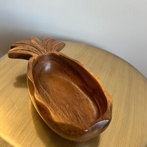 Vintage Monkey Pod Wood Pineapple Bowl – Hawaiian Tiki Barware – Mid Century Carved Candy Dish – MCM Tropical Decor – Pupu Appetizer Bowl