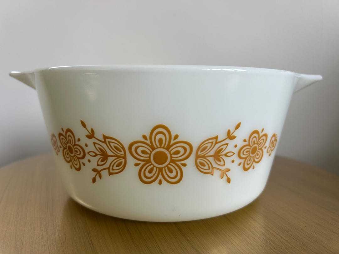 Vintage Pyrex 474-B Butterly Gold 1.5 Quart Casserole Dish - Etsy