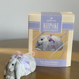 1992 Hallmark Keepsake Lop-Eared Bunny Ornament – Vintage Easter Rabbit – Purple Ribbon – Boxed Hallmark Collectible – Spring Decor